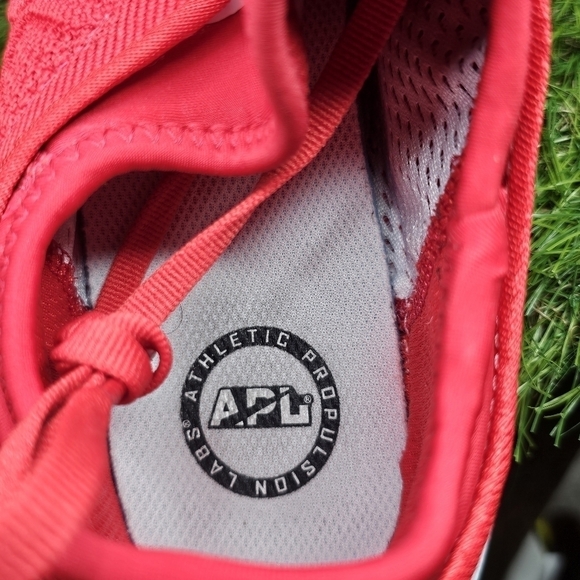 APL Athletic Propulsion Labs BRICK WHITE Techloom Phantom Sneakers - Picture 9 of 12